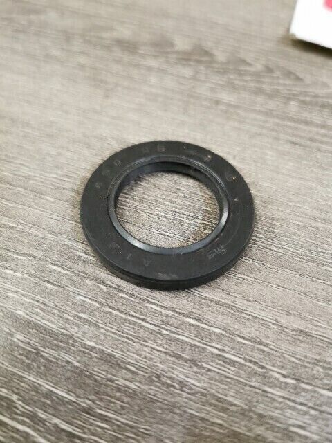 NOS YAMAHA DT80 FS1 1969 FS1DX FZ09HR FZ07GB OIL SEAL 93102-25017-00 Y145