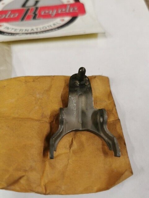 NOS HONDA CR80 CR125 1984 - 1986 ARM COMP ROCKER 19310-KA3-740 H101