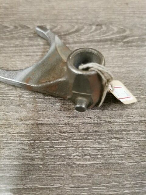 NOS HONDA GL1000 GL1100 FORK LEFT GEARSHIFT 24213-371-000 SUB 24213-463-000 H76