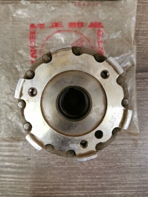 NOS HONDA CB72  CB77 CL300 CL72 CL300 CL77 ROTOR ALTERNATOR 31101-268-004 H77
