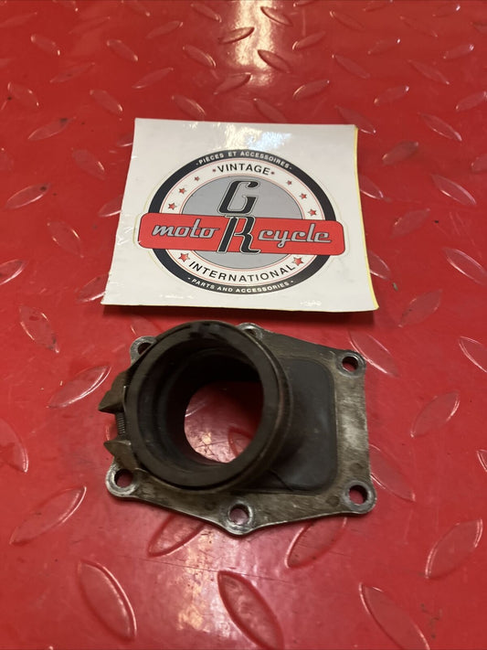 Honda CR250R 1984 intake manifold carburetor insulator boot 1985 NICE
