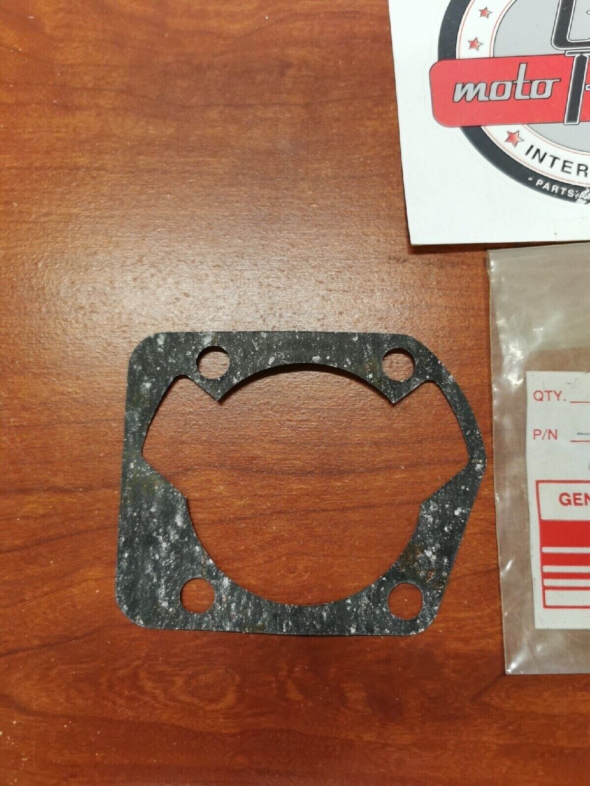 NOS Yamaha TD1 YM1 YDS3 GASKET CYLINDER SUB. 171-11351-00-00 Y75