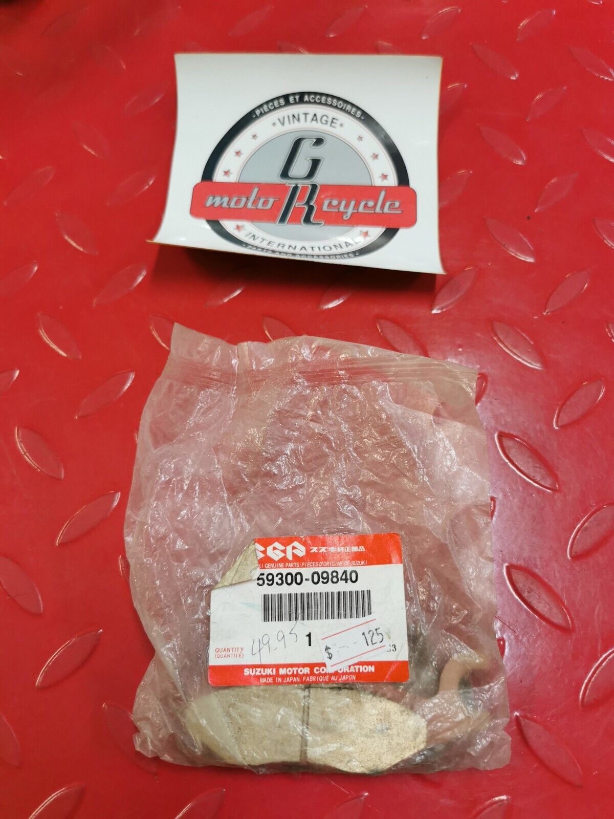 NOS Suzuki QUADRUNNER LT-F500F 1998 - 2001 BRAKE PAD 59300-09840 S1