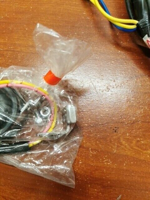 NOS Yamaha LEAD WIRE & DIGITAL TACHO 6YR-W0035-82 6Y5-2818R-32 6H5-83553-12 Y105
