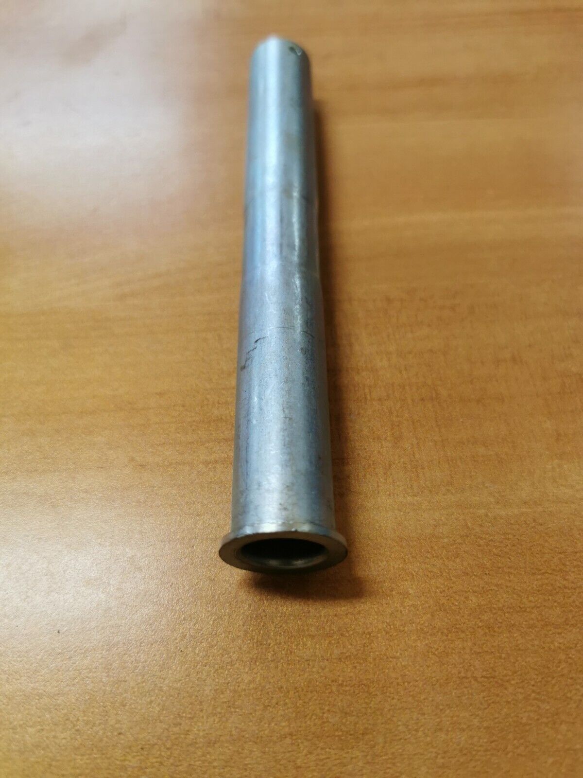 NEW NOS HONDA PIPE MAIN STAND PIVOT 50526-300-000 H20