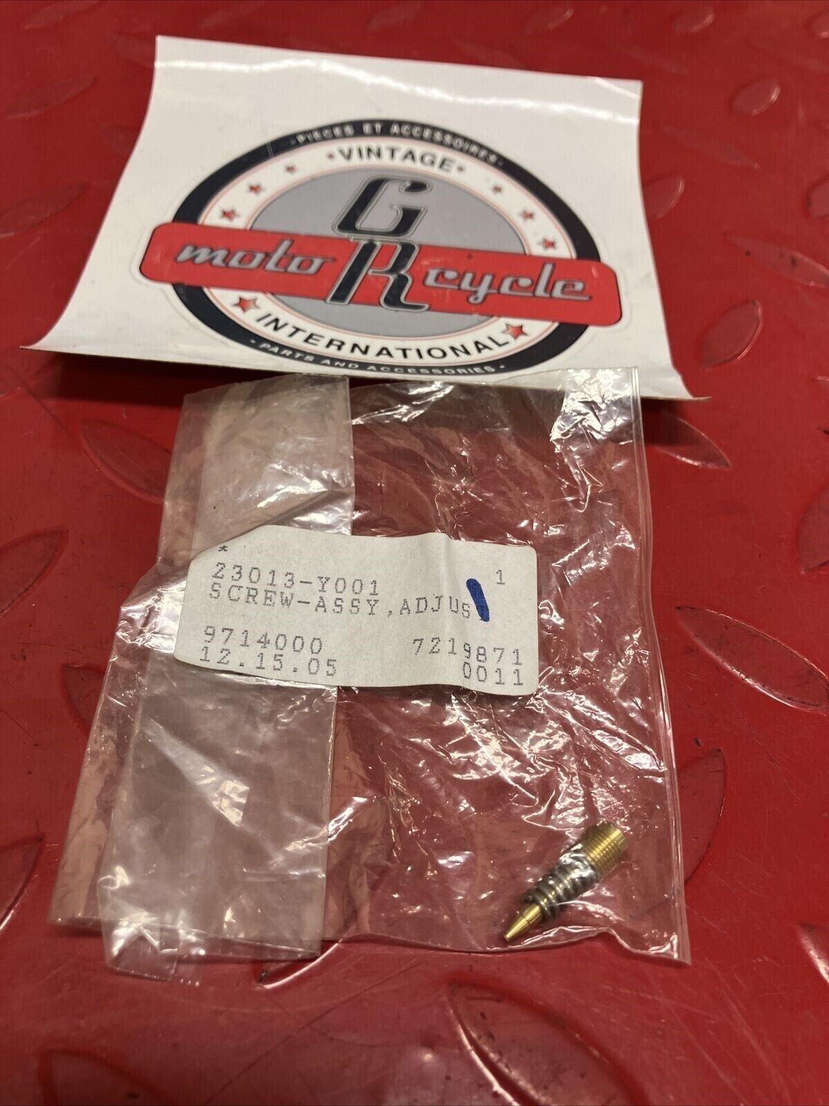 NOS KAWASAKI KSF50 KSF90 CARBURETOR ADJUSTER SCREW 23013-Y001 K14