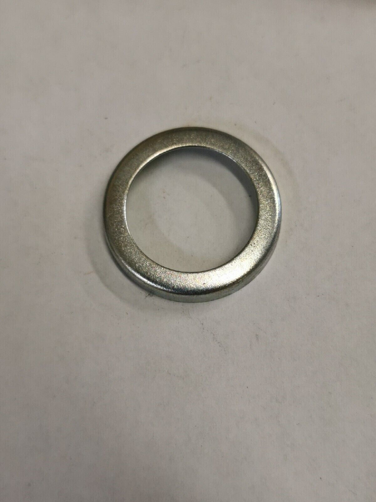 NOS PUCH BOMBARDIER MAXI DUST CAP COVER 773-490-452  P3