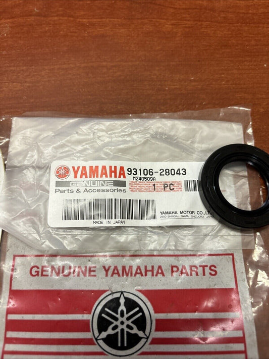 NOS Yamaha AS2C BT1100 FJR1300 OIL SEAL 93106-28043-00 SUB 93102-28021-00 Y180