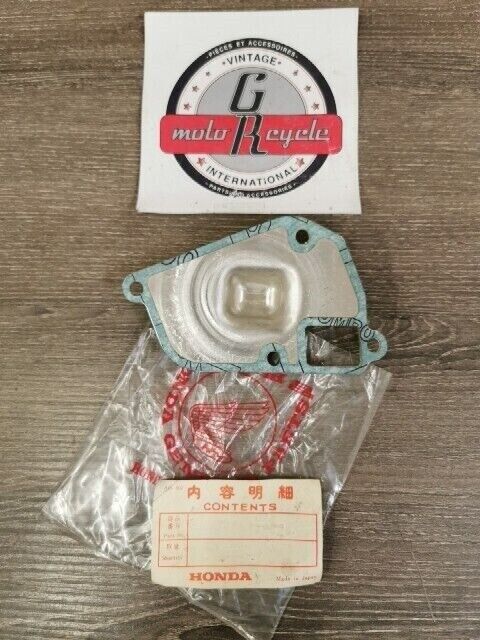 NOS HONDA CR250R 1984 SEPARATOR 12304-KA4-741 H82