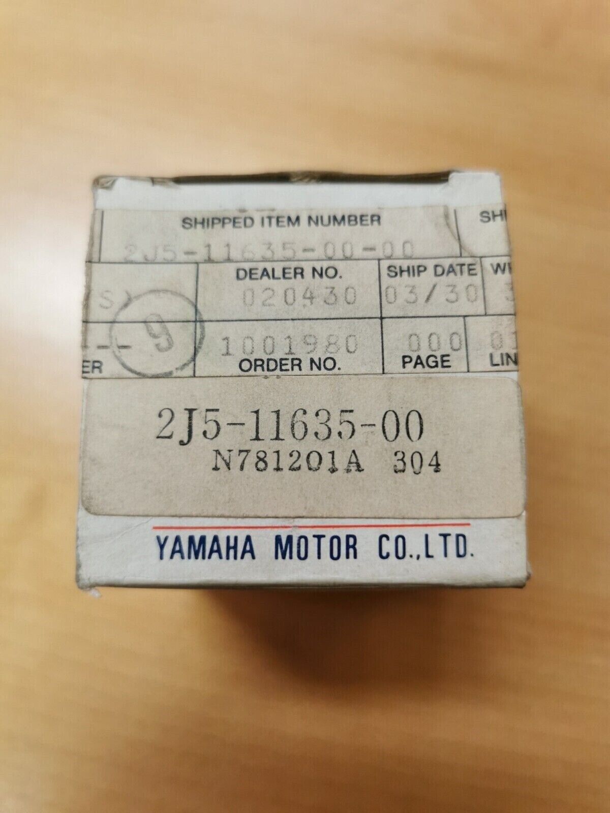 NOS YAMAHA YZ80  1977 - 1981   PISTON 1 O/S 0.25  2J5-11635-00-00  Y45