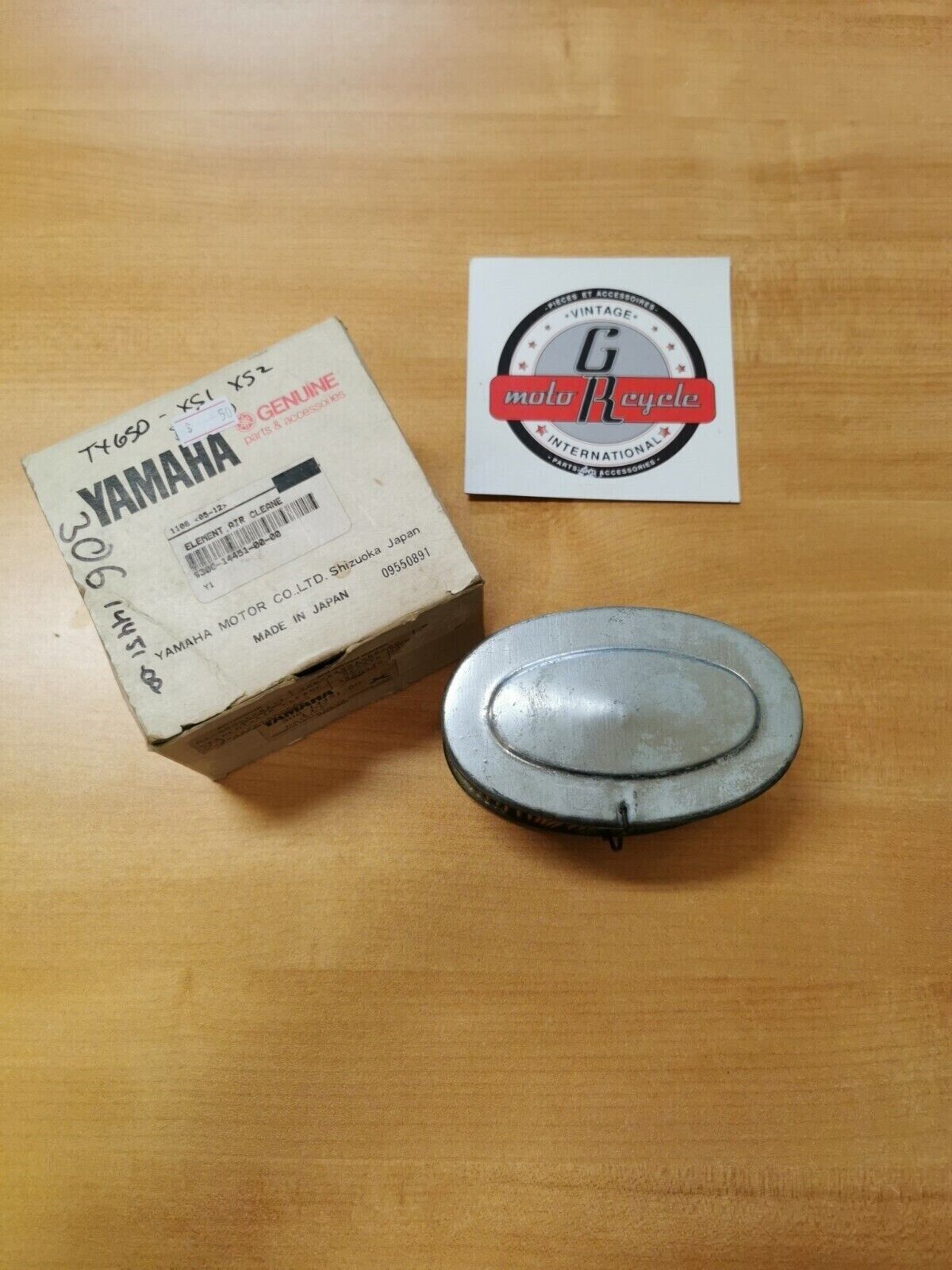NOS YAMAHA TX650  TS650  1970 - 1976   air filter  306-14451-00 Y43