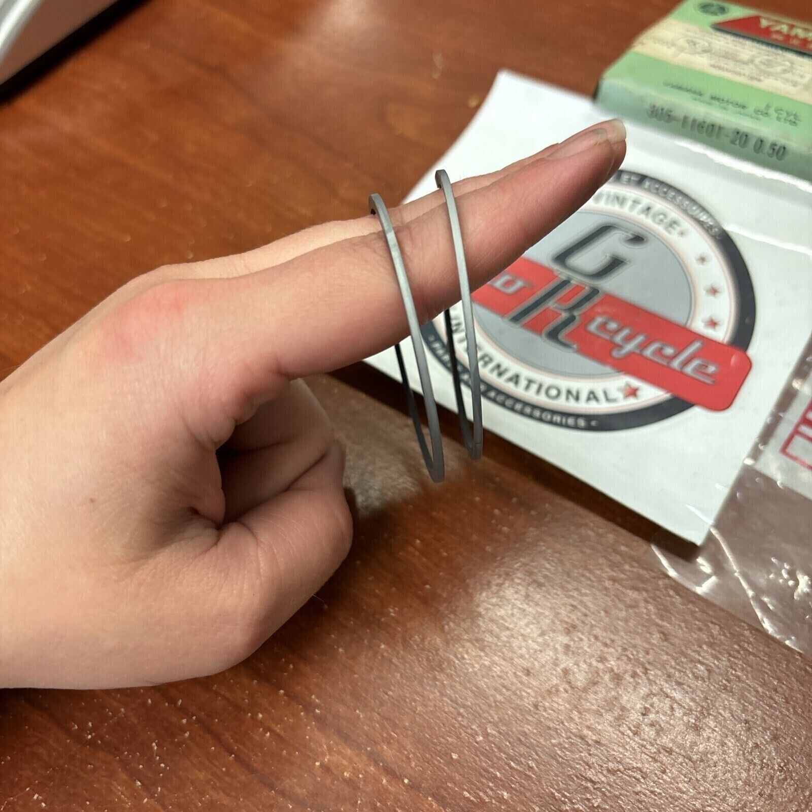 NOS Yamaha YL2 L5T PISTON RING O/S 0.50 305-11601-20-00 SUB 335-11601-20-00 Y174