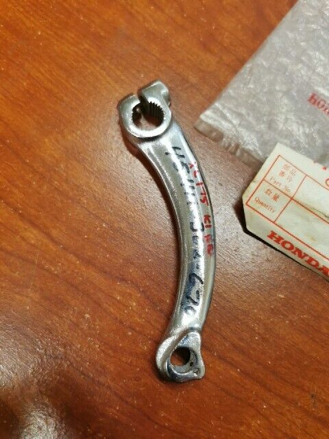 NOS Honda XL175 K1 - K5 FRONT BRAKE ARM 45411-362-000 SUB 45411-362-670 H98