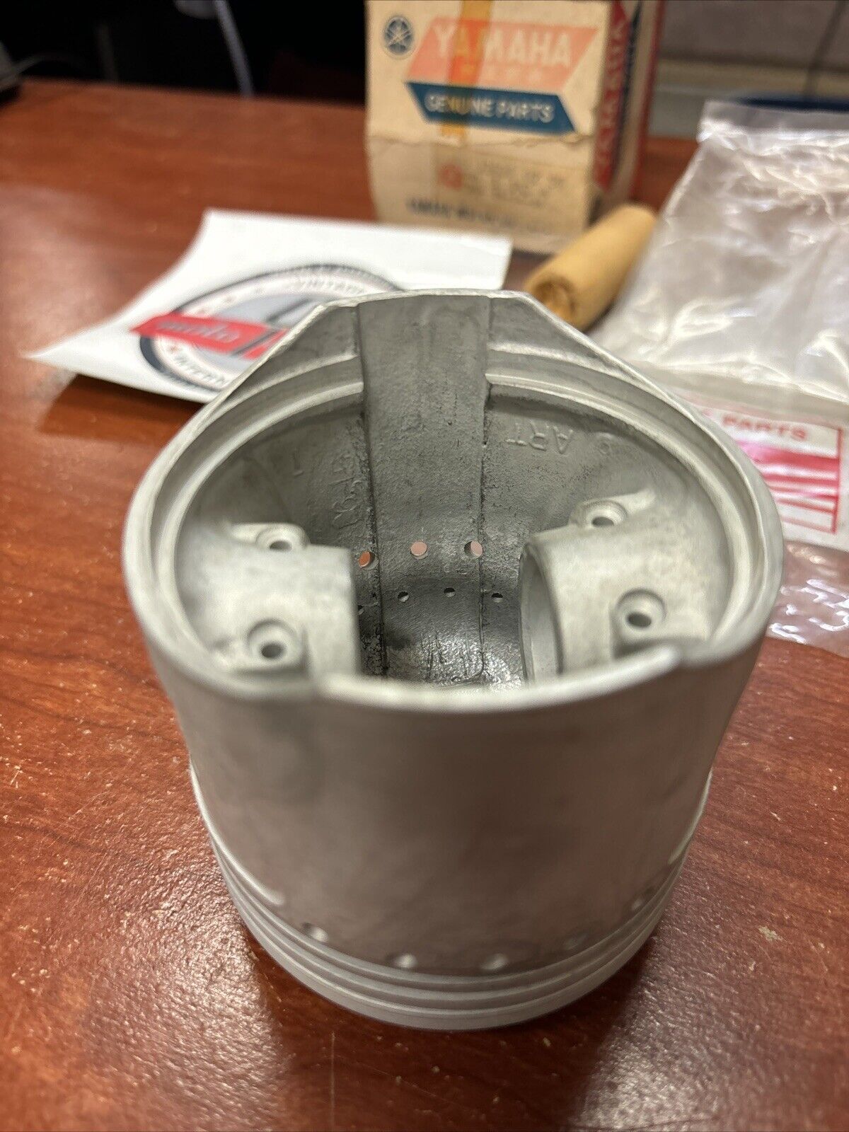 NOS Yamaha XS1 XS2 PISTON KIT STD 0.96 256-11631-02-96 SUB 256-11631-01-9 Y176