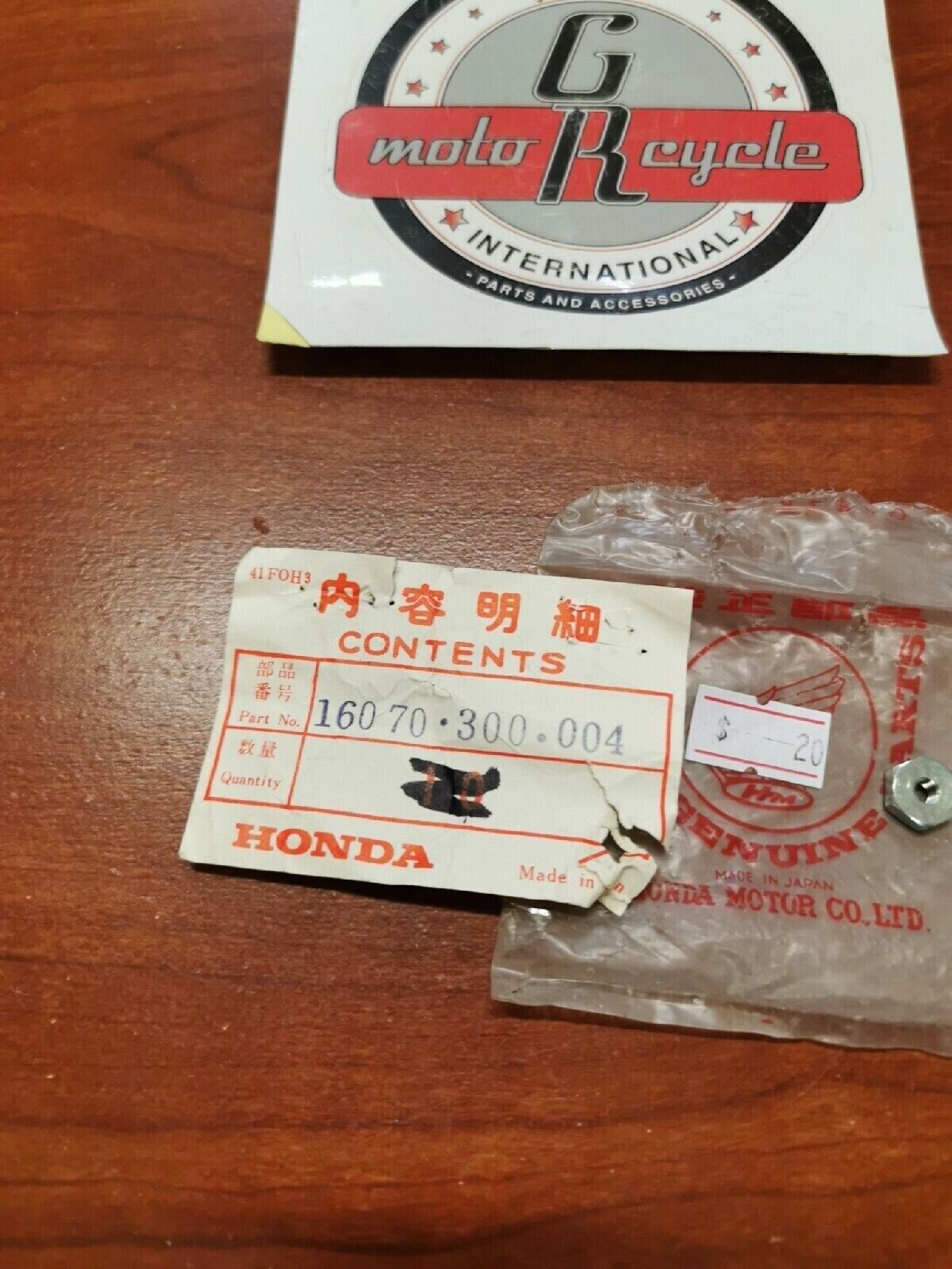 NOS Honda CB750K0 NUT SPECIAL 16070-300-004 H33