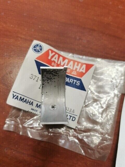 NOS Yamaha PLANE BEARING 371-11656-53 SUB 371-11656-51-00 371-11656-52-00 Y142
