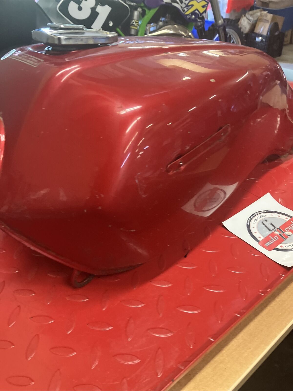 Honda VF700S 1984 sabre 700 Fuel tank gas petrol reservoir