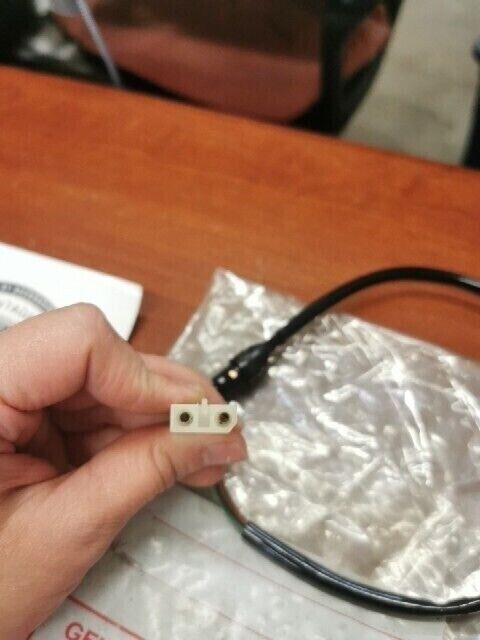 NOS Yamaha FRONT STOP SWITCH 1M1-83980-30-00 SUB 1M1-83980-31-00 Y164