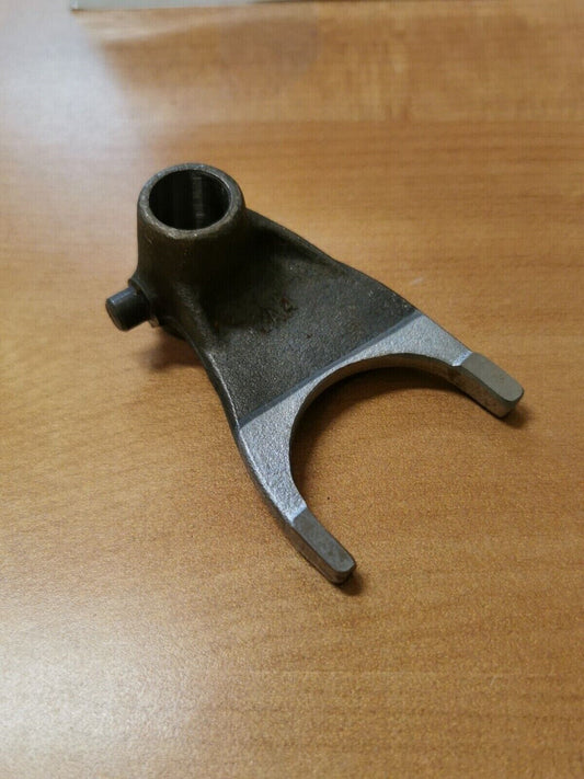 NOS HONDA CB360 CJ360 1976 1977   FORK A  GEARSHIFT  24211-369-000 H22