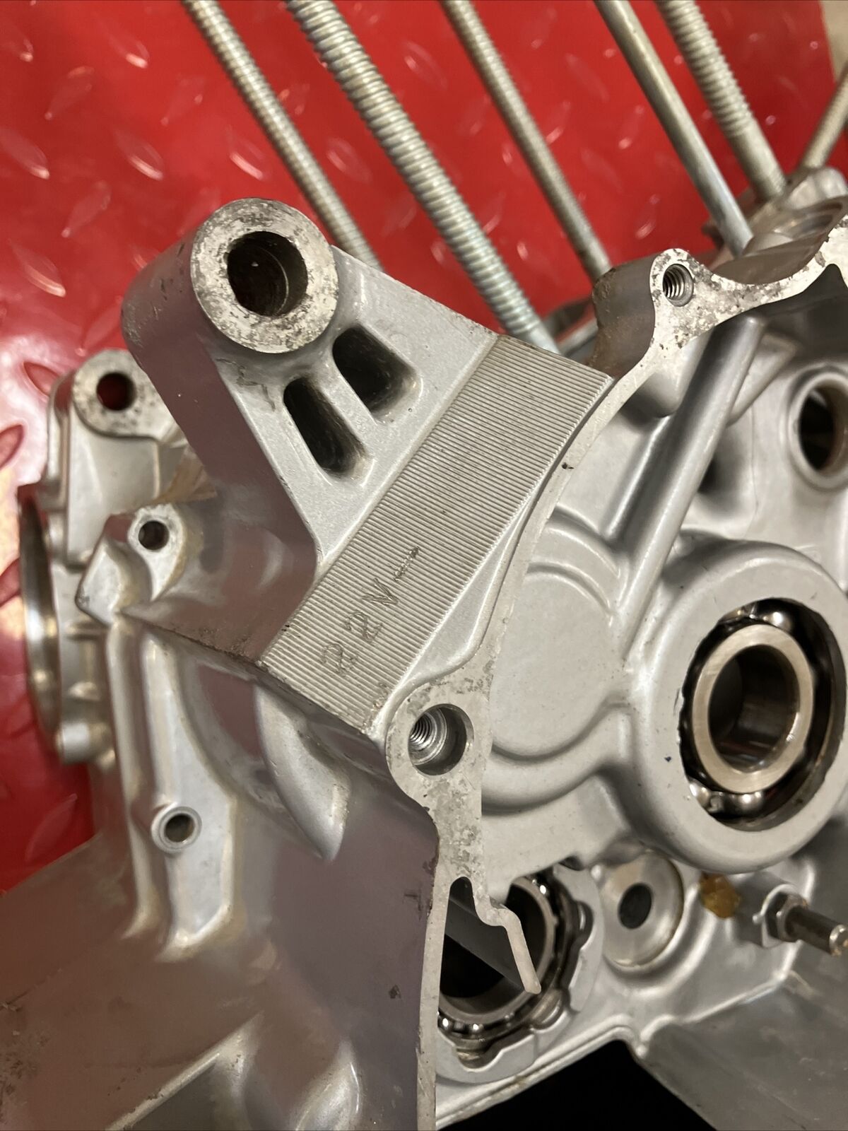 NOS Yamaha XV500 Virago 500 1983 1984 crankcase crank case left right