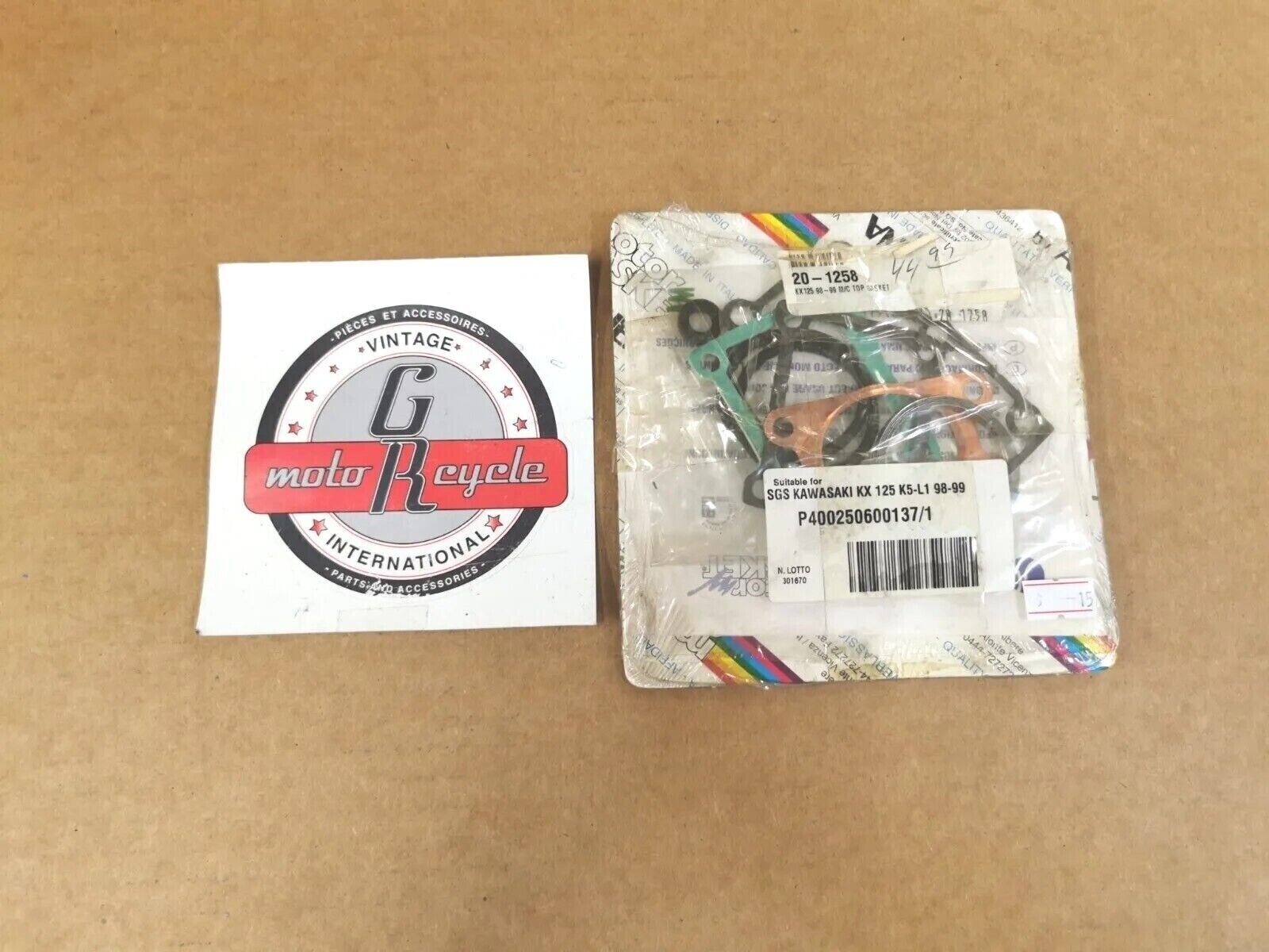 NOS ATHENA KAWASAKI KX125 1998 1999  INCOMPLETE GASKET KIT P400250600137/1 J48