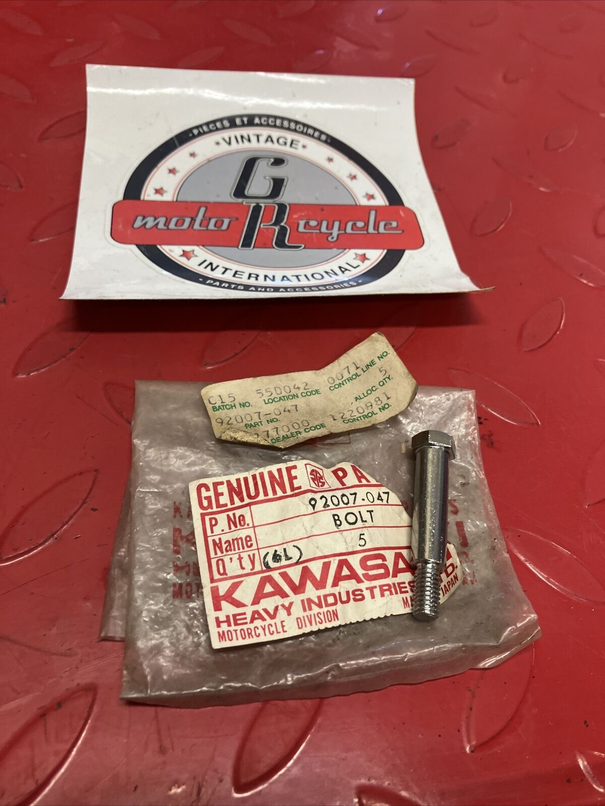 NOS KAWASAKI CLUTCH LEVER HEX BOLT HEAD 92007-047 K17