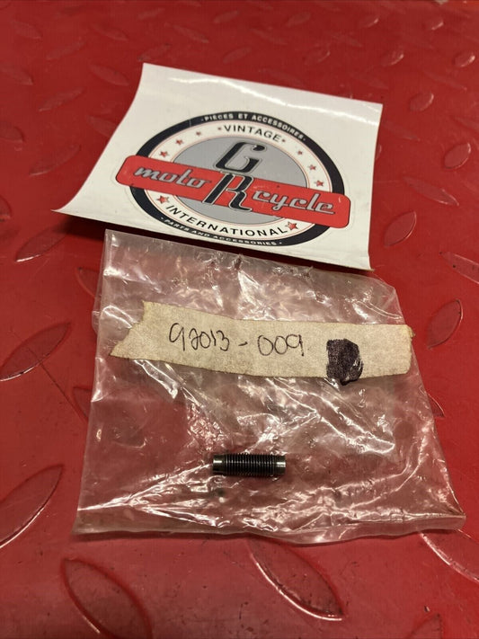 NOS KAWASAKI VALVE ADJUSTER ROCKER SLOTTED SCREW 92013-009 K14