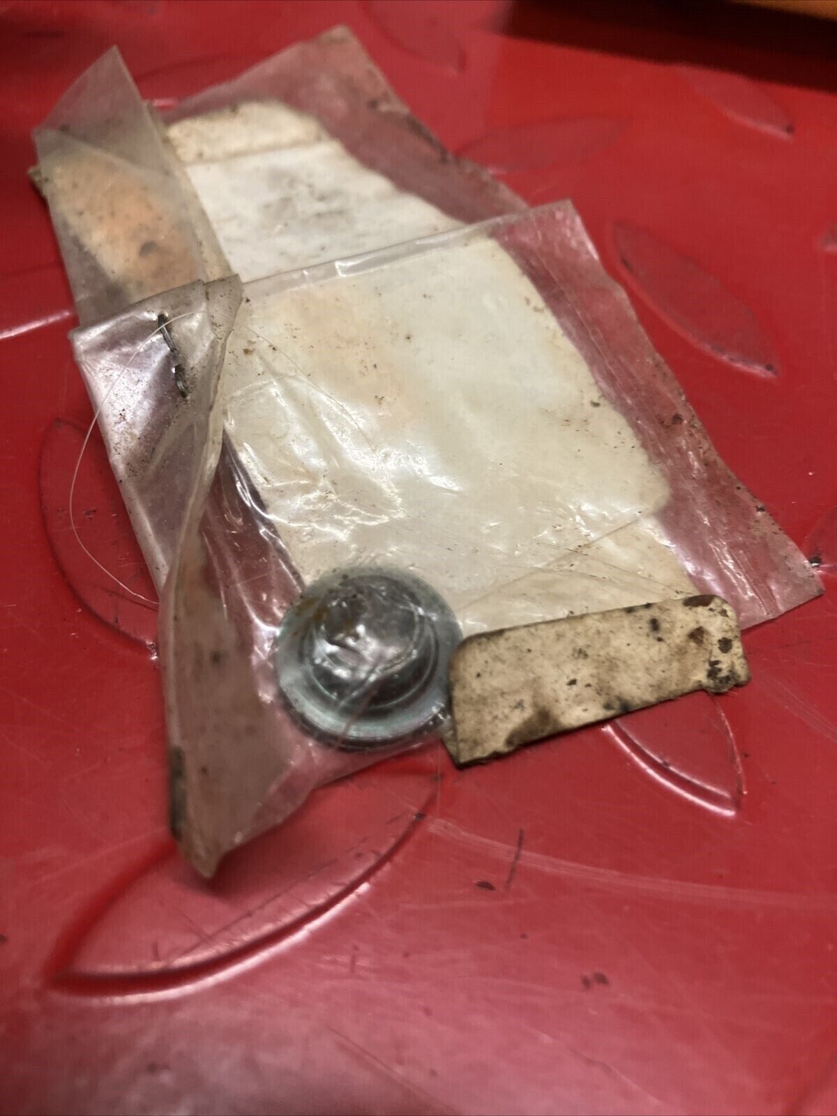 NOS YAMAHA MAIN STAND COLLAR 90387-061V4-00 SUB BY 5TA-27113-00-00 Y62