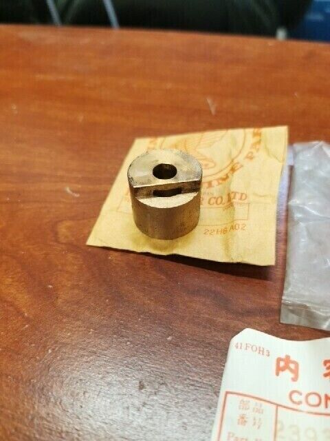 NOS Honda C92 CS92 C95 CA92 CA95 CB92 BEARING BUSHING A (15MM) 23931-200-000 H86