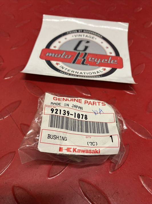 NOS KAWASAKI BUSHING 92139-1078 K14
