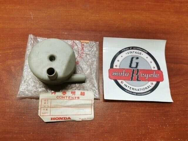 NOS Honda GL1000 BREATHER CHAMBER 17271-371-000 H84