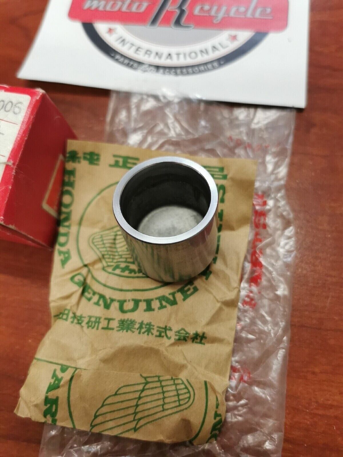 NOS Honda CR80 CRF150 CR85 BRAKE CALIPER PISTON 45107-166-006 H34