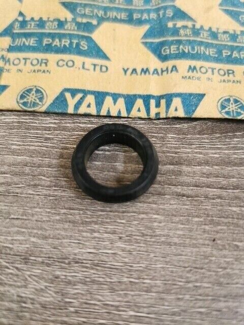 NOS YAMAHA JT2MX 1972 YA6B YA6 JT1 1971 OIL SEAL 93108-15001-00 Y150