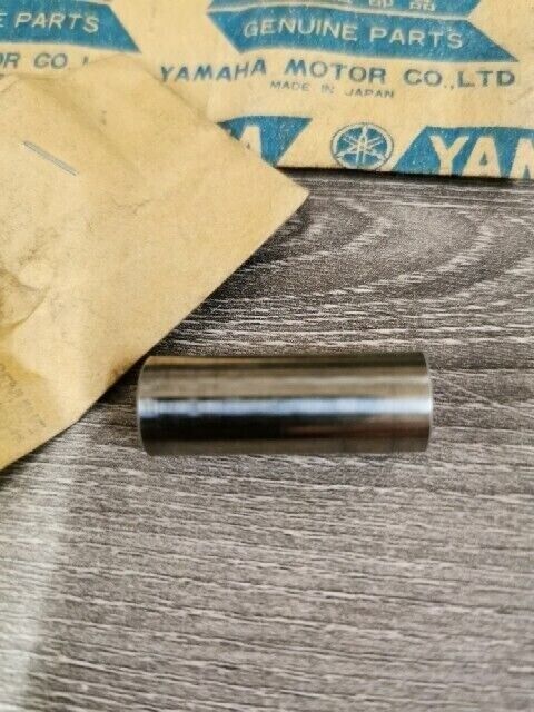 NOS YAMAHA DT50U YSR50W DT50L YZ50G RX50L PISTON PIN 517-11633-00-00 Y168
