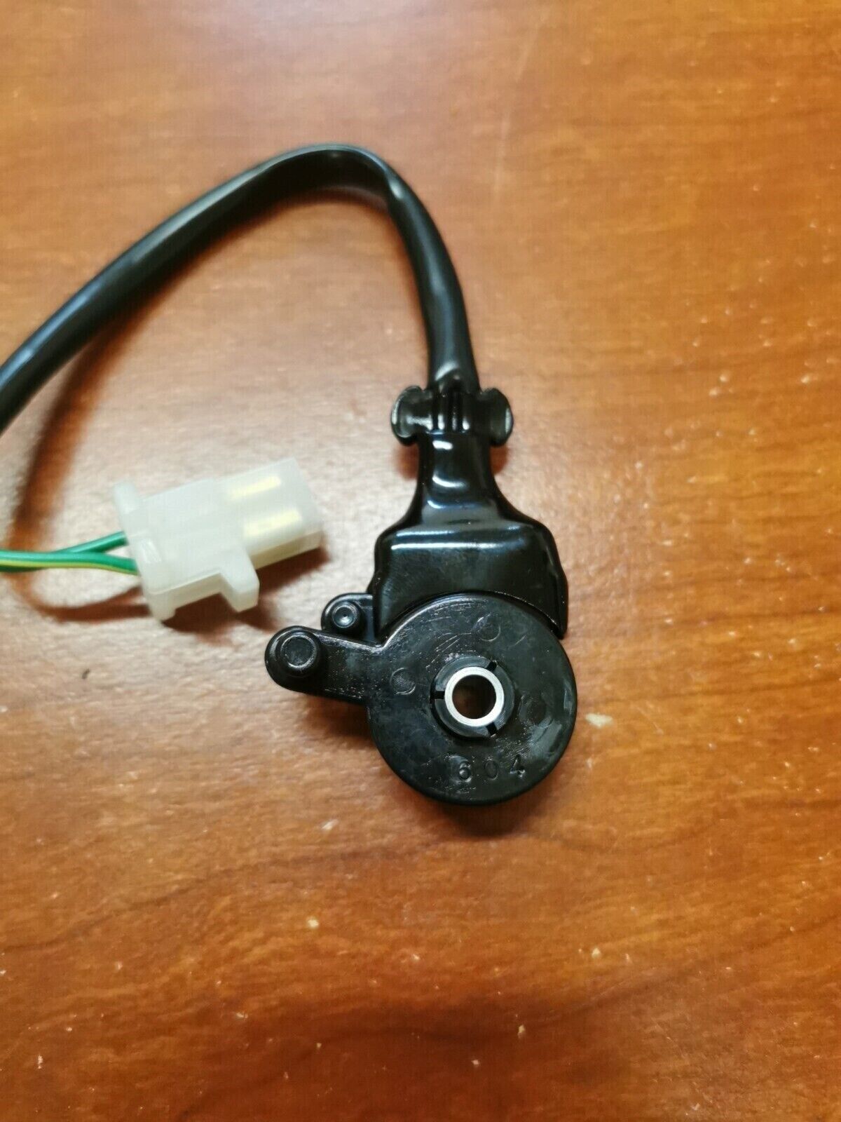 NOS Yamaha STOP SWITCH 8K4-82530-00-00 SUB. 88R-82530-00-00 Y92