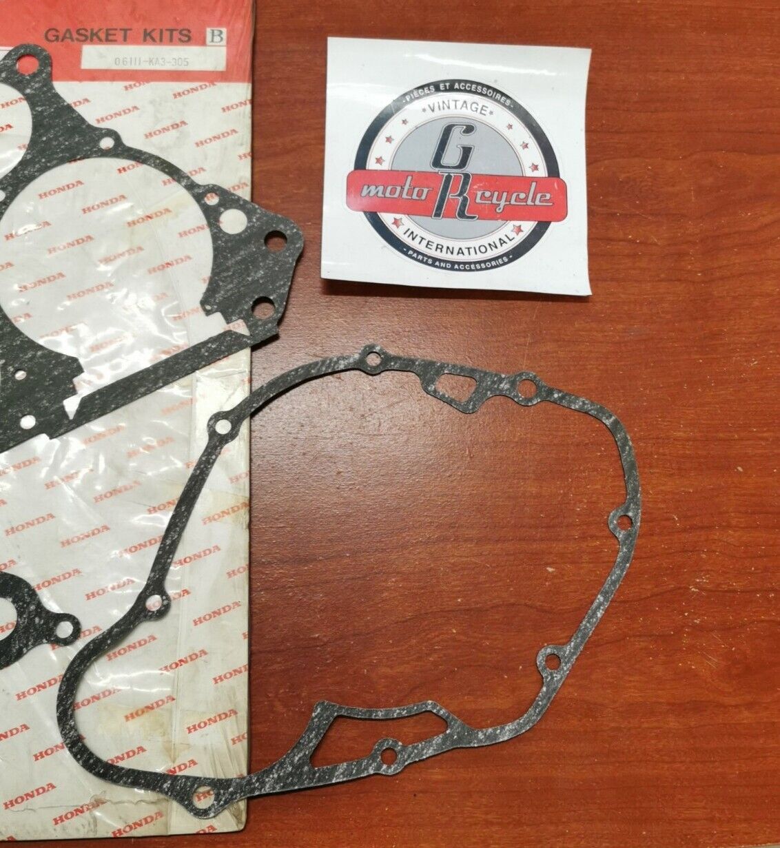 NOS Honda 1981 CR125R GASKET KIT INCOMPLETE 06111-KA3-305 H66