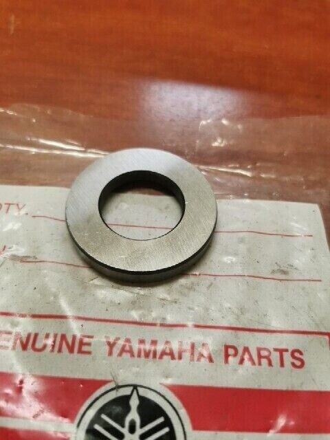 NOS Yamaha FZ600 SRX600 XJ650 XJ750 XS650 BALL RACE 256-23414-00-00 Y167