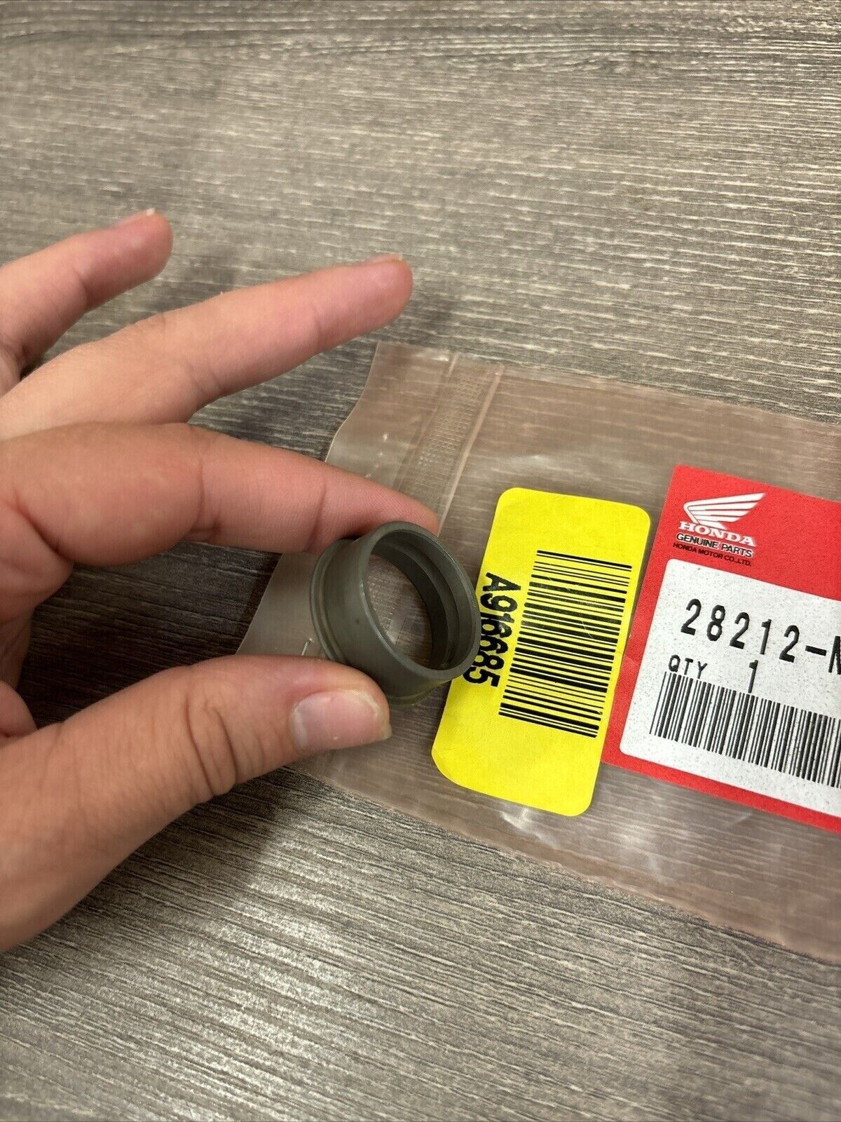 NOS Honda NX650 XBR500 XR600R KICK START COLLAR 28212-MK2-680 H118