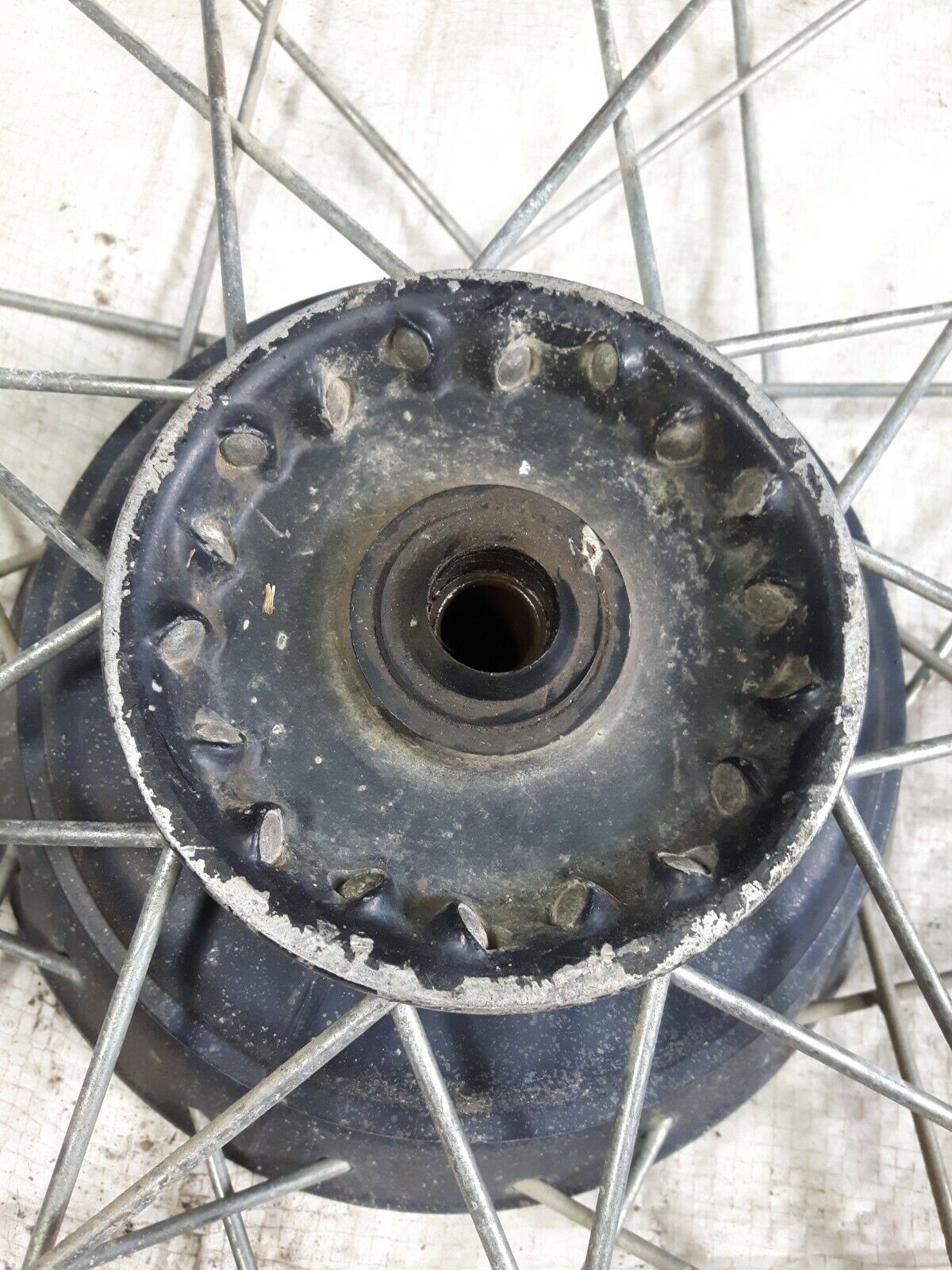 Honda XL250R 1984 front wheel rim hub 1985 1986 1987 44601-KG0-000 .