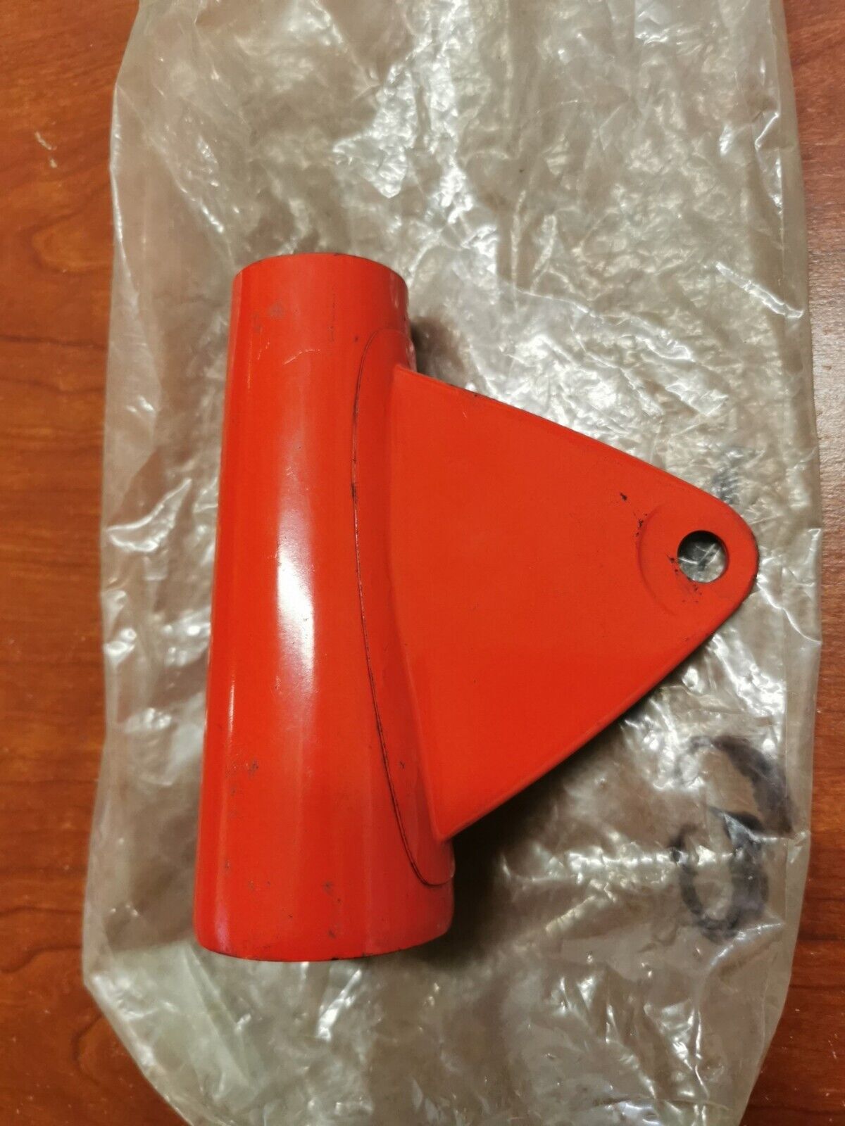NOS Honda 1968 CB175 K0 RIGHT COVER UPPER FRONT FORK 51602-235-670C H64