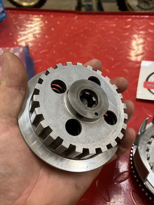 Honda CR80R 1990 complete clutch basket hub pressure plate 22100-GC4-600