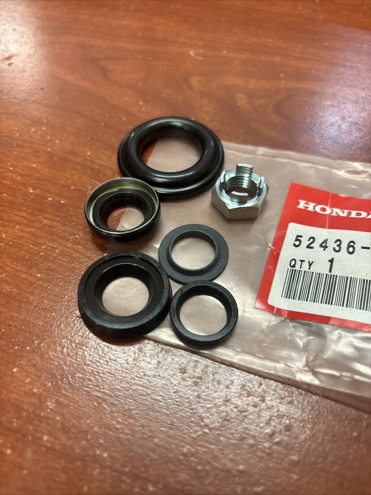 NOS Honda 85 - 87 CR250R CR500R REAR SHOCK ABSORBER SEAL SET 52436-KA4-841 H143