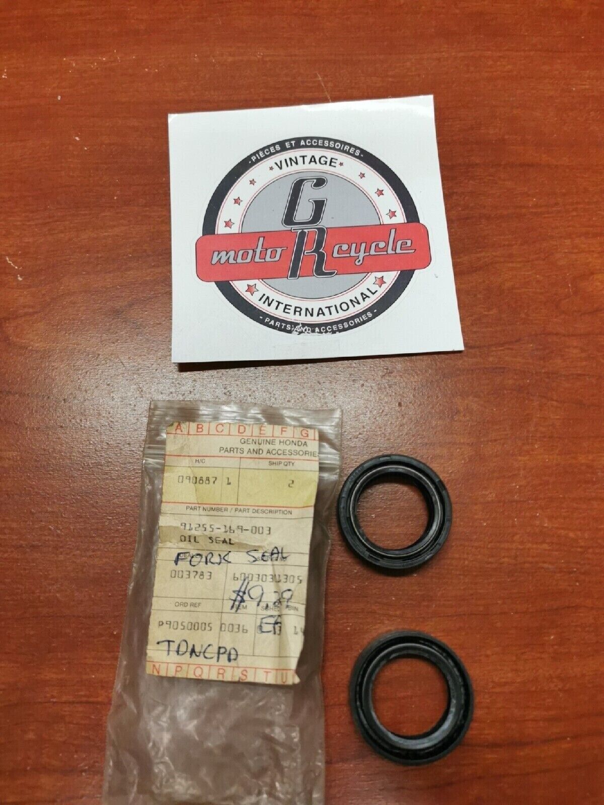 NOS Honda 1980 1981 CR80R OIL SEAL (30X42X11) 91255-169-003 H34