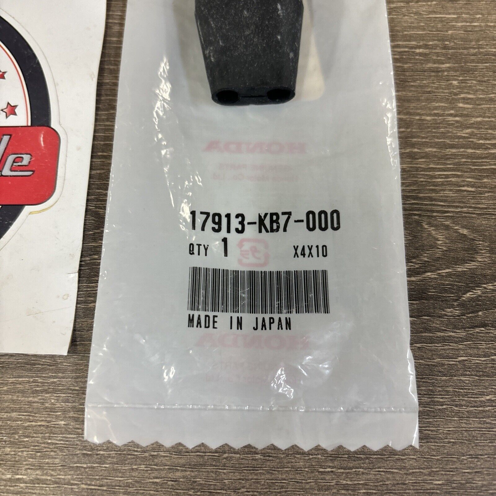 NOS Honda CRF250 CRF450 NX650 THROTTLE CABLE COVER 17913-KB7-000 H158