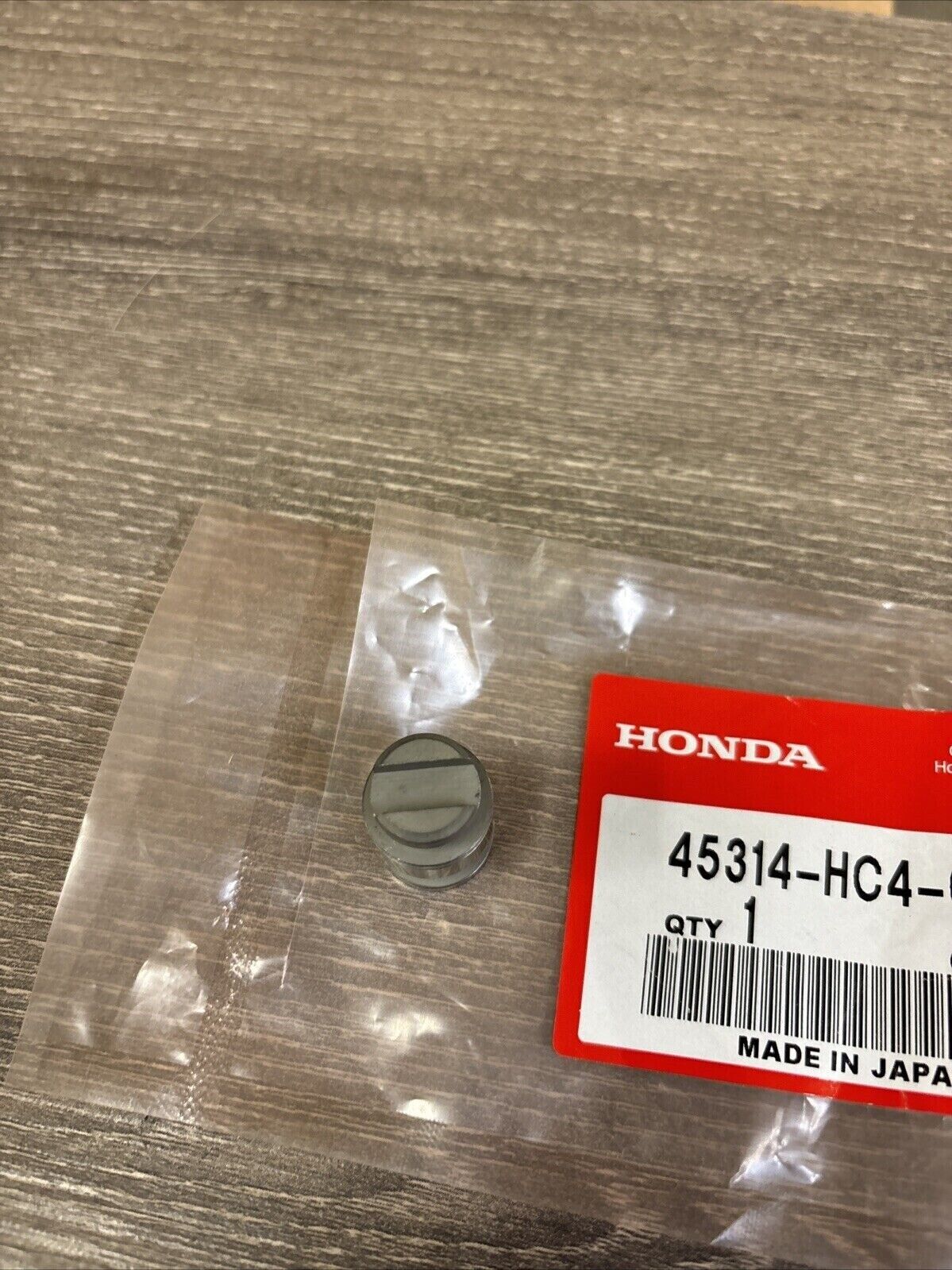 NOS Honda TRX200 WHEEL CYLINDER PISTON 45314-HC4-006 H121