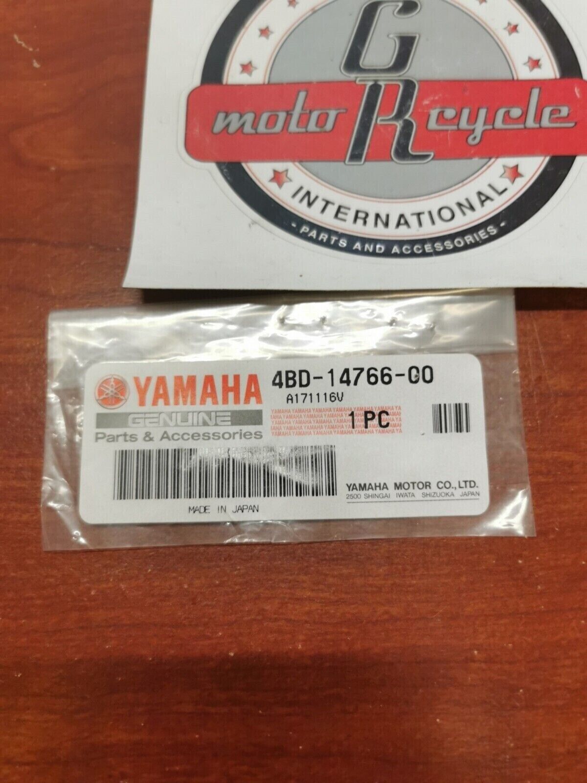 NOS Yamaha XV1100 XT350 PROTECTOR WASHER 4BD-14766-00-00 Y81