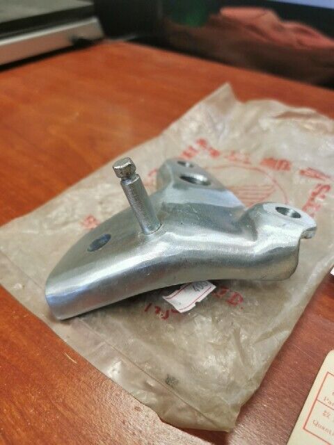 NOS Honda CB125 CB93 CB160 SIDE STAND BRACKET 50541-216-810 H78