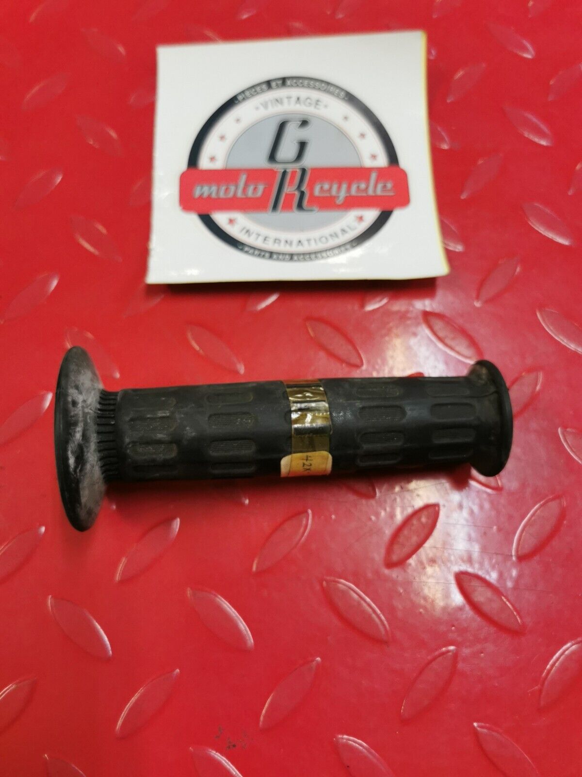 NOS YAMAHA XV1100 YX600 XJ700 FZX700 1984 - 1990 GRIP 42X-26241-00-00 Y31