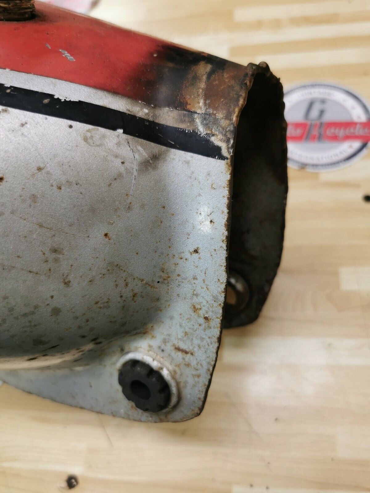 Honda MT125 1974 1975 1976 fuel tank gas petrol reservoir