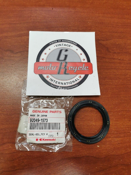 NOS Kawasaki KVF360 KVF650 KVF750 OIL SEAL 92049-1573 K25